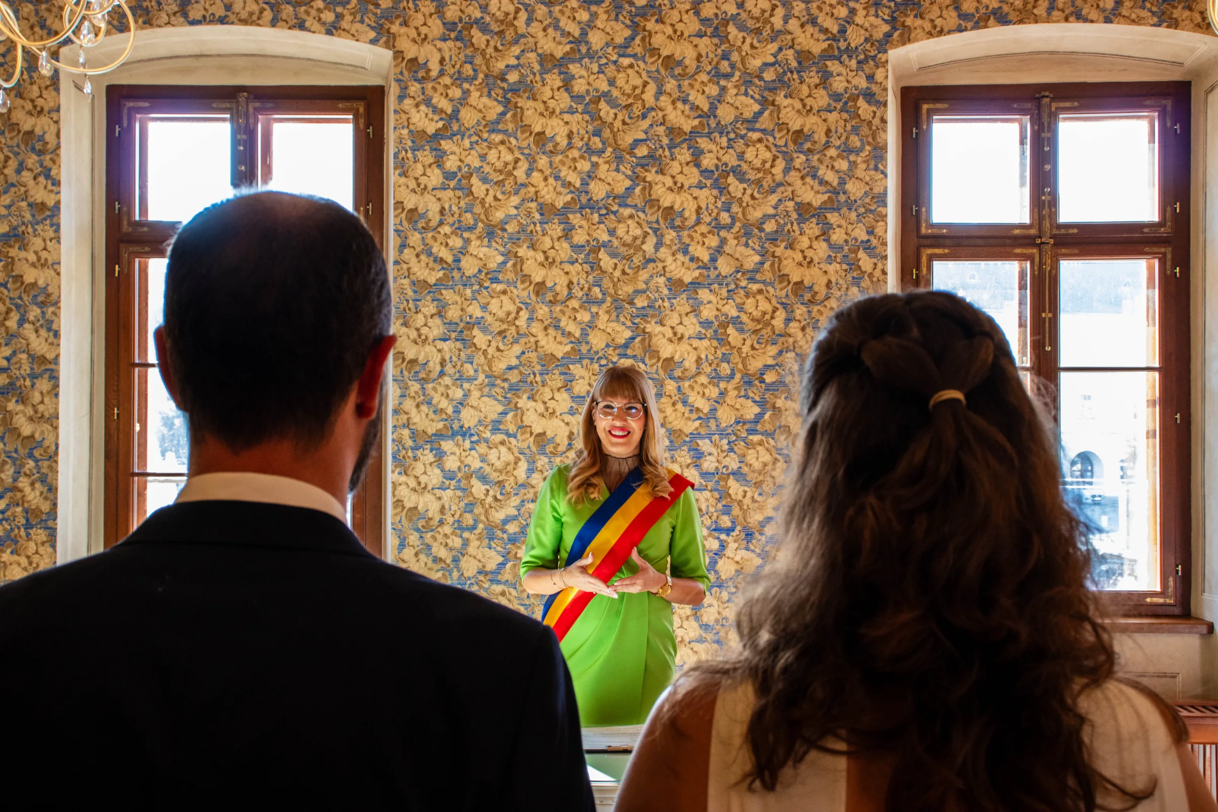 Denice & Mihai, cununie civilă în Sibiu – fotografie de Chris Stoica – fotografia 2 din 8